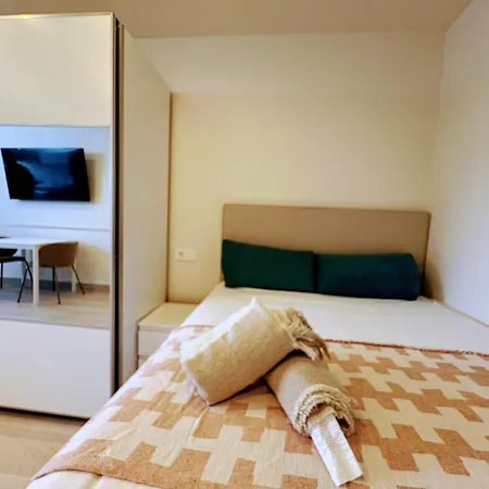 Koka43 Pool Апартаменты